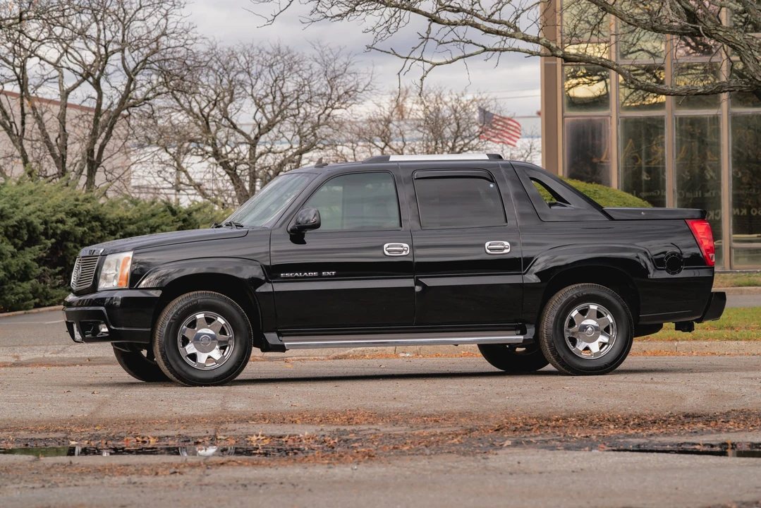 2006 Cadillac Escalade & EXT 2nd Gen - Image 2 of 31