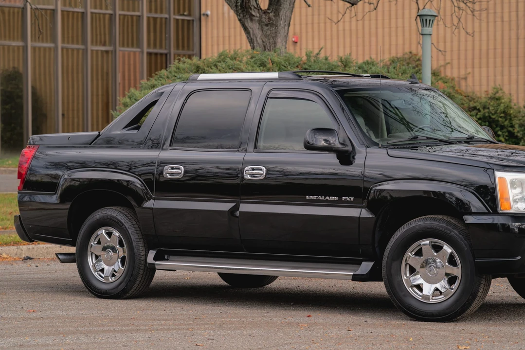 2006 Cadillac Escalade & EXT 2nd Gen - Image 30 of 31