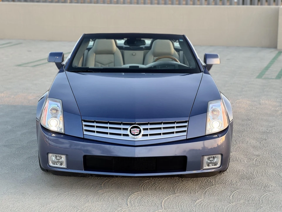 2006 Cadillac XLR - Image 3 of 31