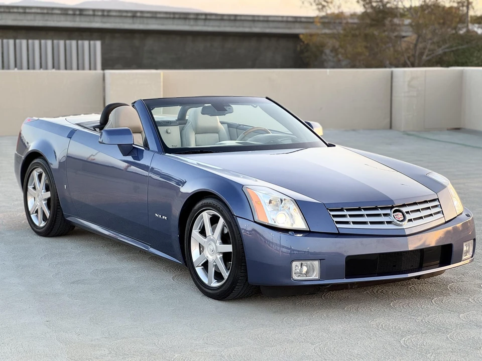 2006 Cadillac XLR - Image 4 of 31