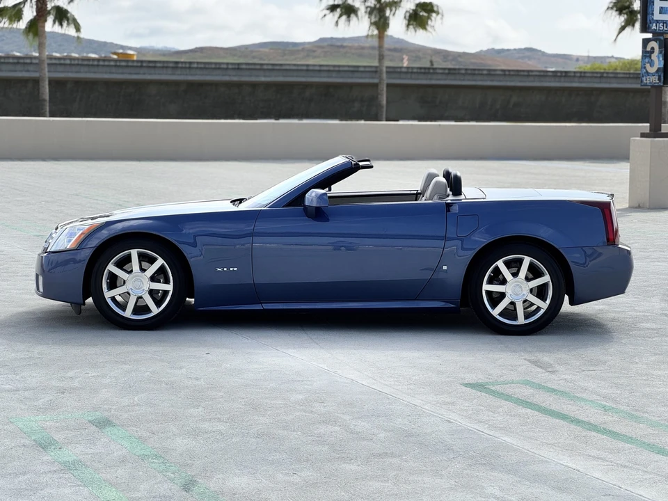2006 Cadillac XLR - Image 26 of 31