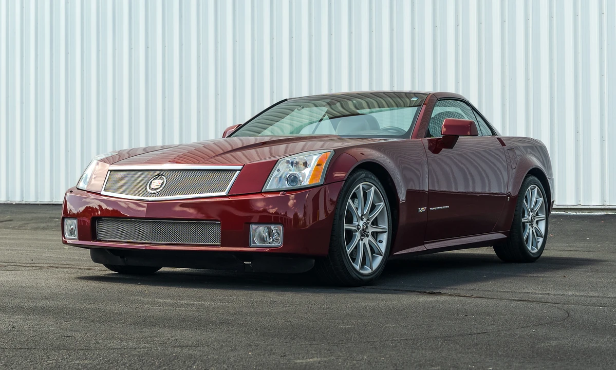 2006 Cadillac XLR-V - Image 5 of 31