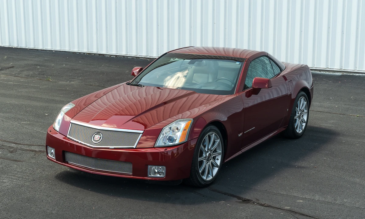 2006 Cadillac XLR-V - Image 4 of 31