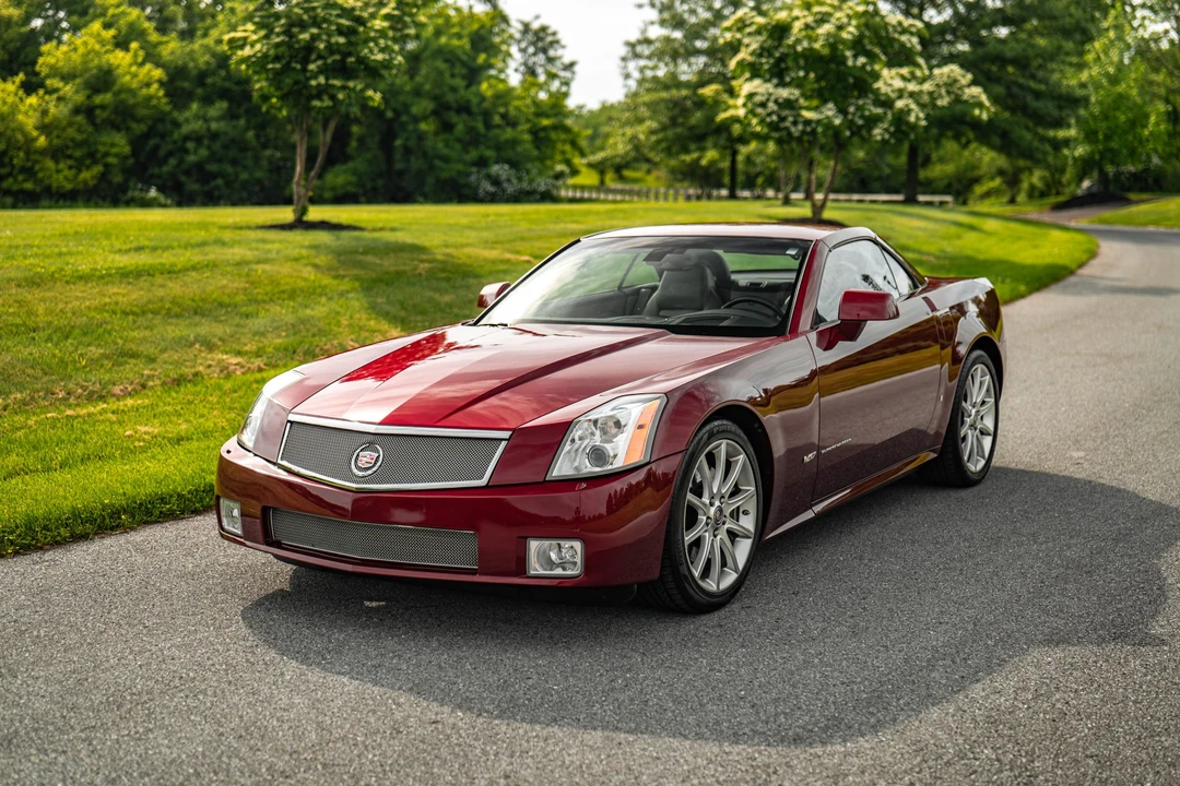 2006 Cadillac XLR-V - Image 7 of 31
