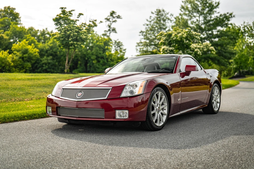 2006 Cadillac XLR-V - Image 6 of 31
