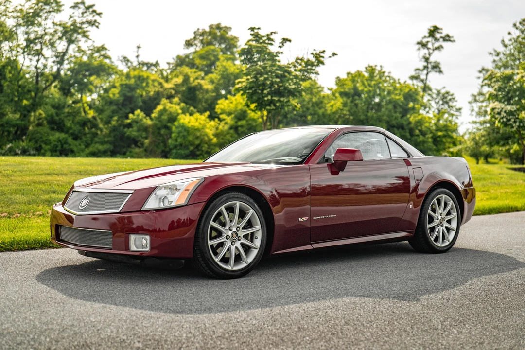 2006 Cadillac XLR-V - Image 4 of 31