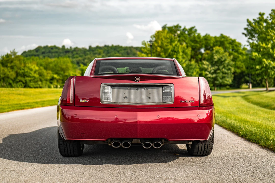 2006 Cadillac XLR-V - Image 30 of 31