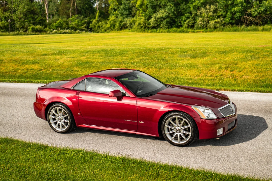 2006 Cadillac XLR-V - Image 19 of 31