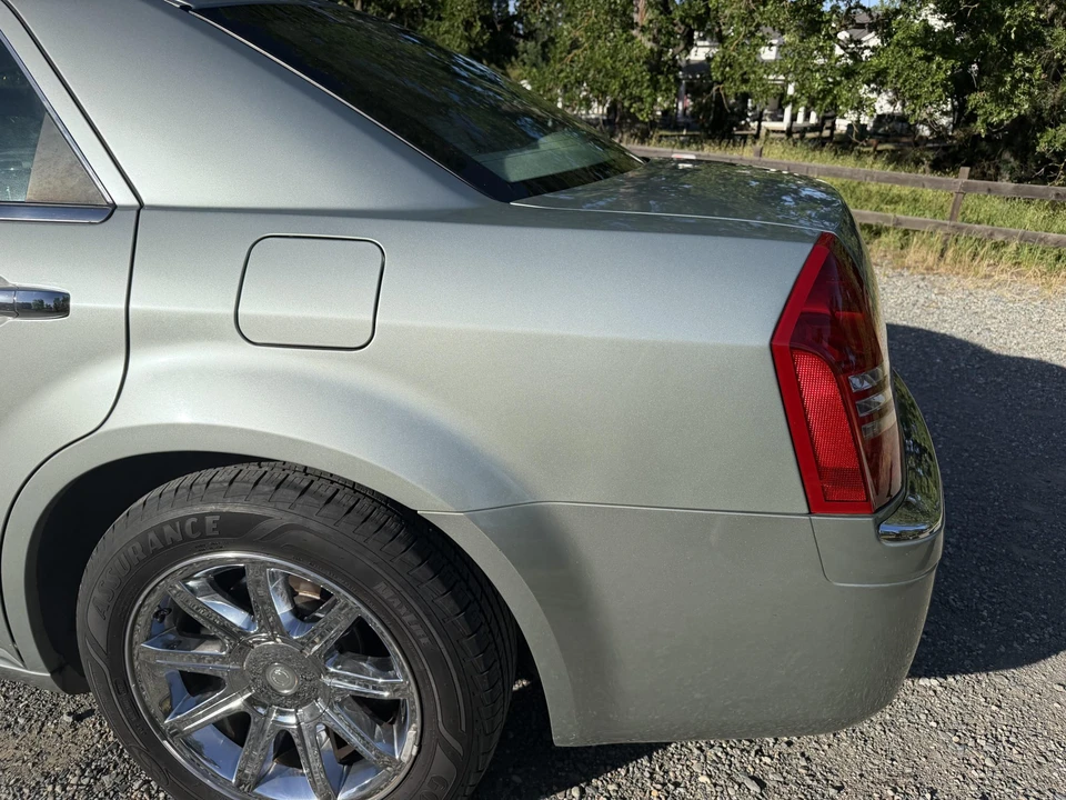 2006 Chrysler 300 (2005-2023) - Image 31 of 31