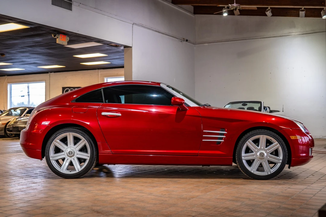 2006 Chrysler Crossfire - Image 9 of 31