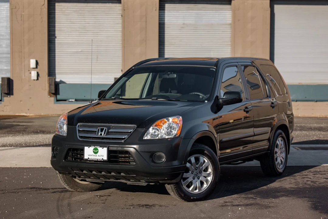 2006 Honda CR-V 2nd Gen - Image 4 of 31