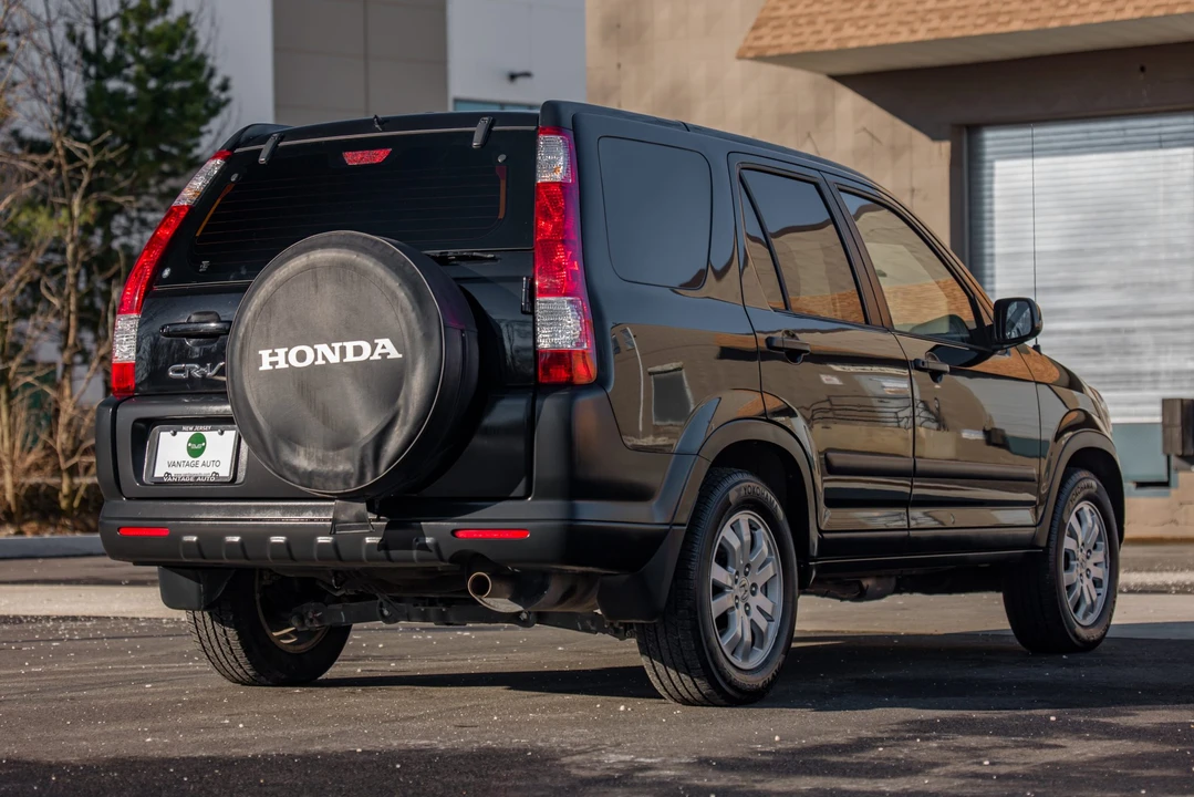 2006 Honda CR-V 2nd Gen - Image 13 of 31