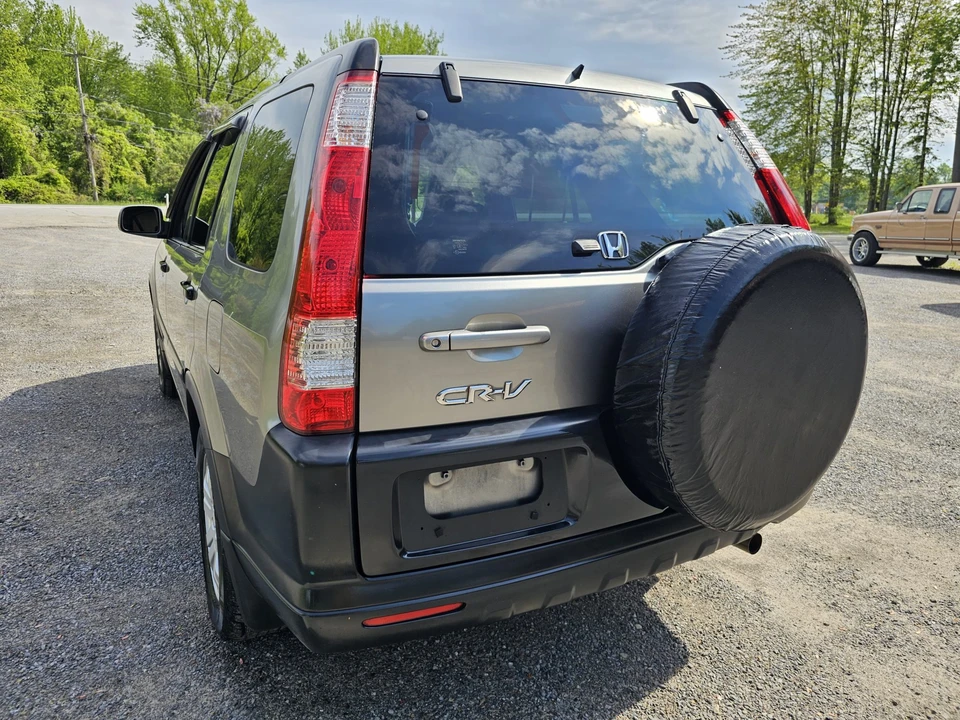 2006 Honda CR-V 2nd Gen - Image 12 of 31