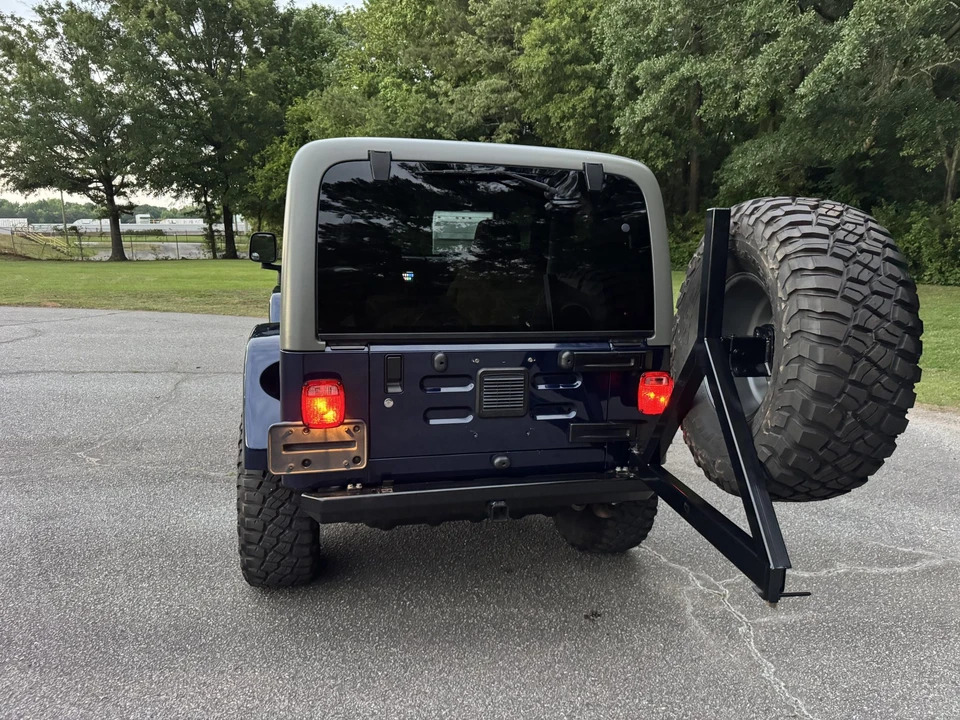 2006 Jeep TJ Wrangler - Image 16 of 31