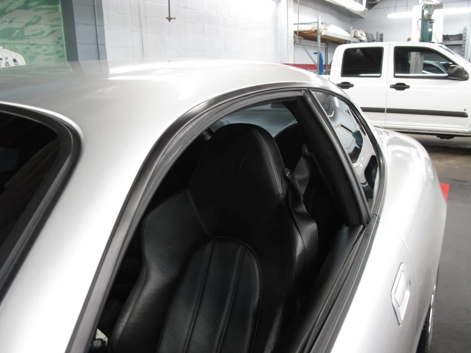 2006 Maserati Coupe - Image 19 of 31