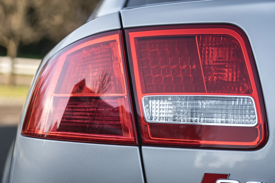 2007 Audi D3 S8 - Image 20 of 31