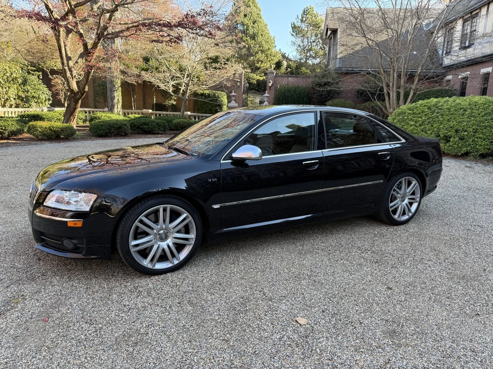 2007 Audi D3 S8 - Image 3 of 31