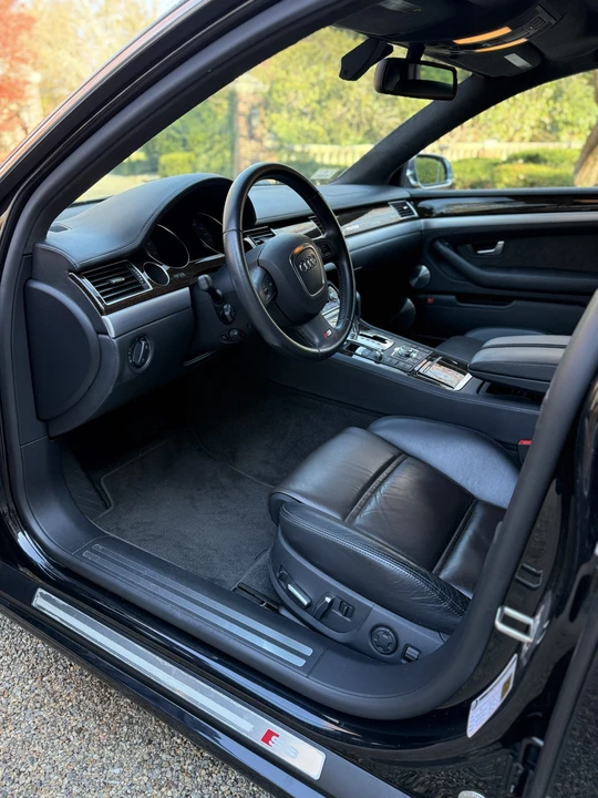 2007 Audi D3 S8 - Image 17 of 31