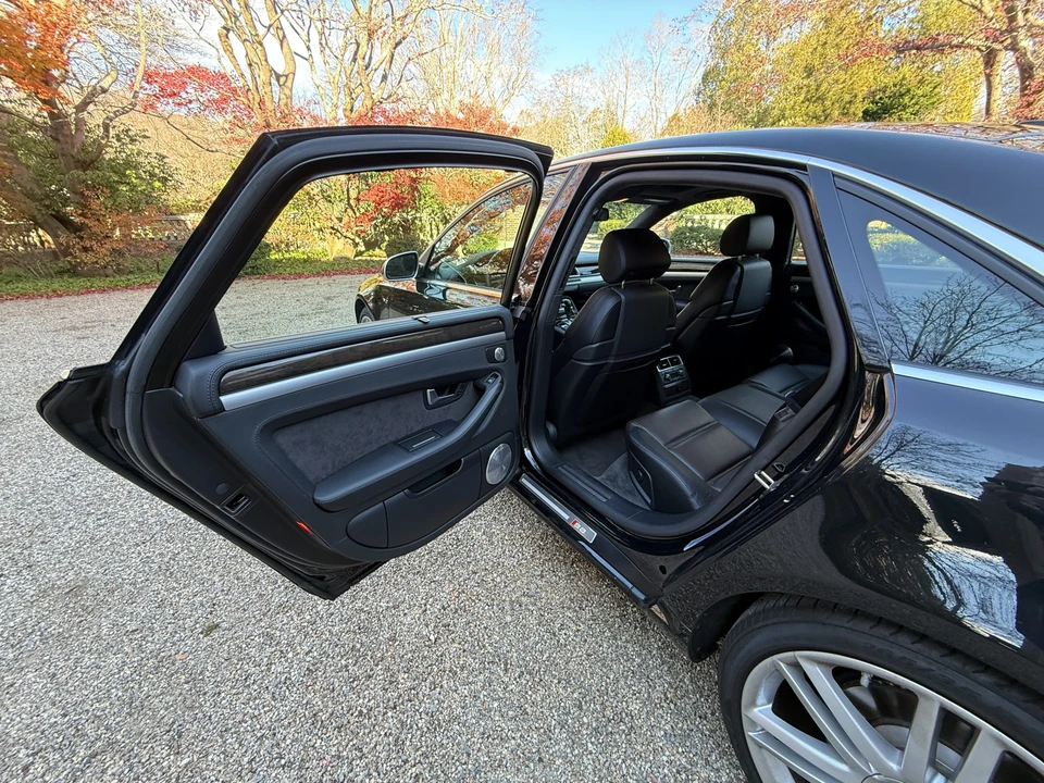 2007 Audi D3 S8 - Image 28 of 31