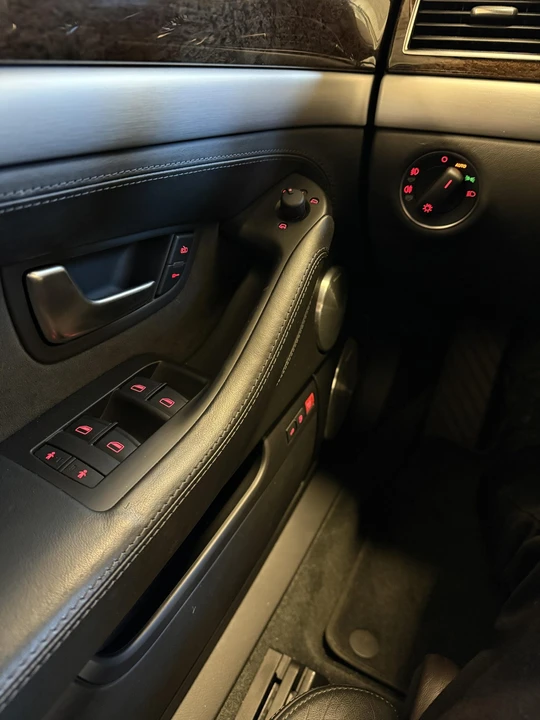 2007 Audi D3 S8 - Image 20 of 31