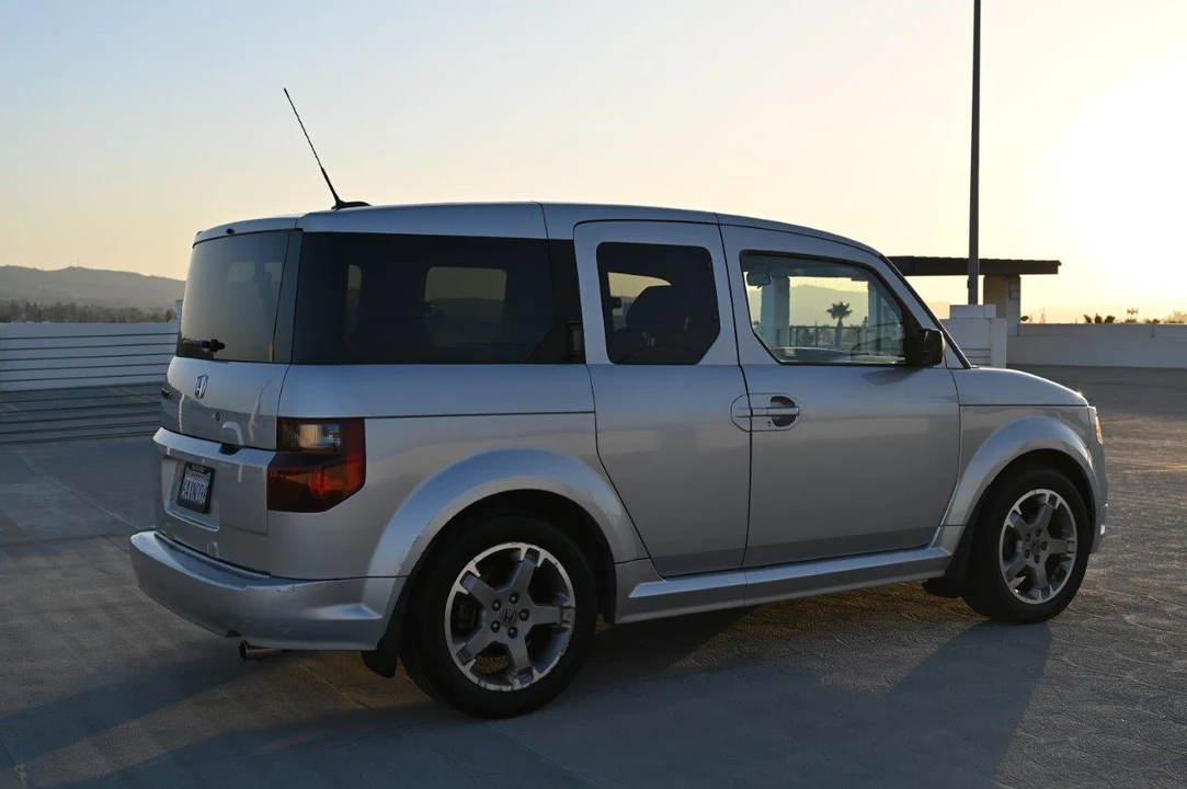 2007 Honda Element - Image 24 of 31