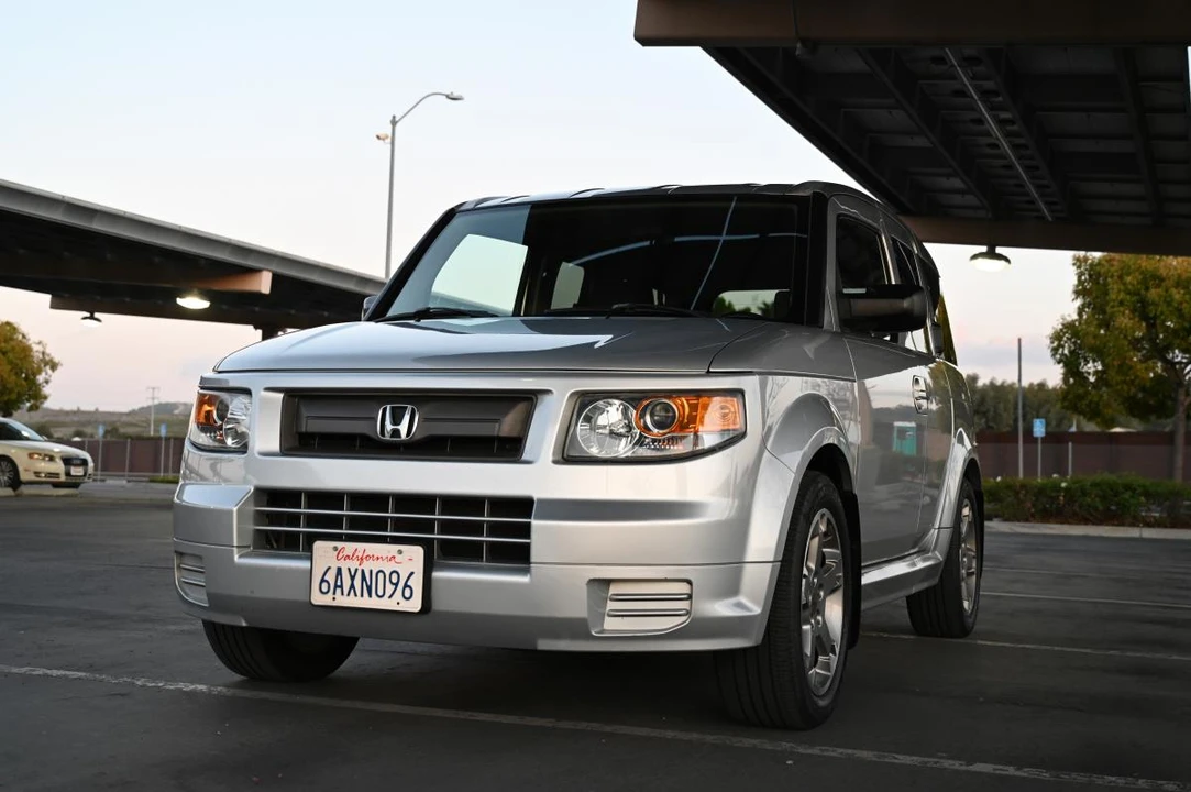 2007 Honda Element - Image 2 of 31