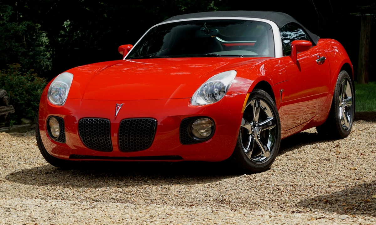 2007 Pontiac Solstice GXP - Image 10 of 31