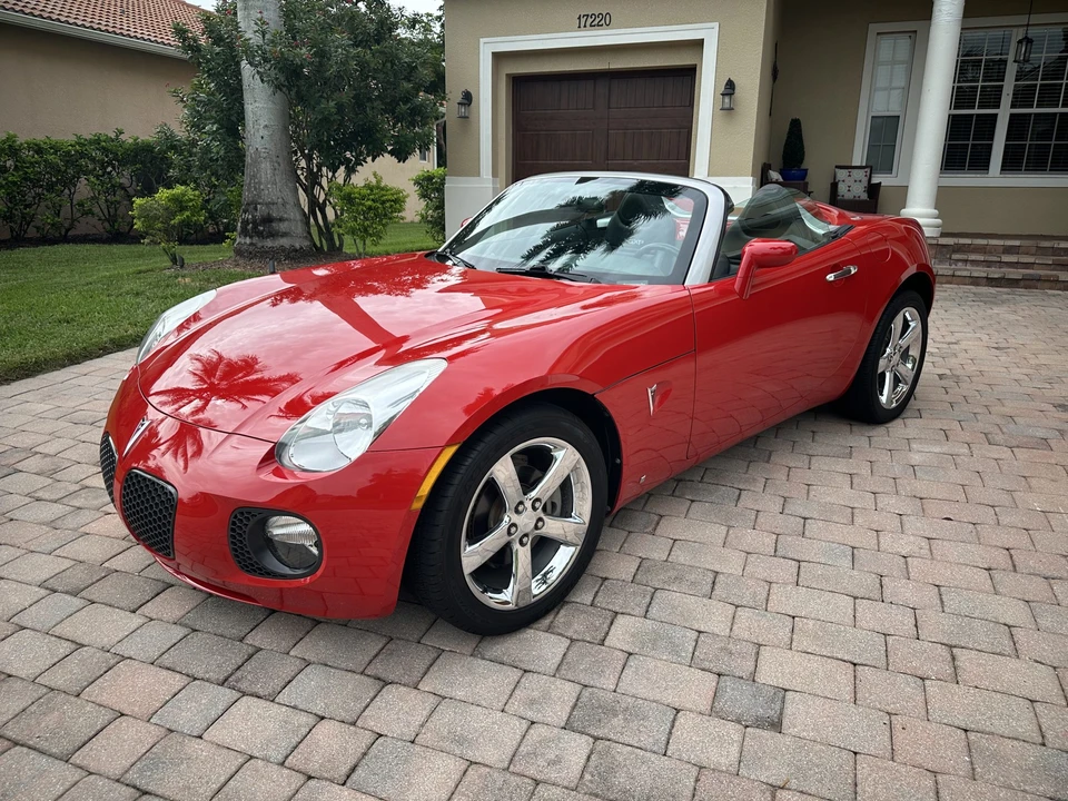 2007 Pontiac Solstice GXP - Image 9 of 31
