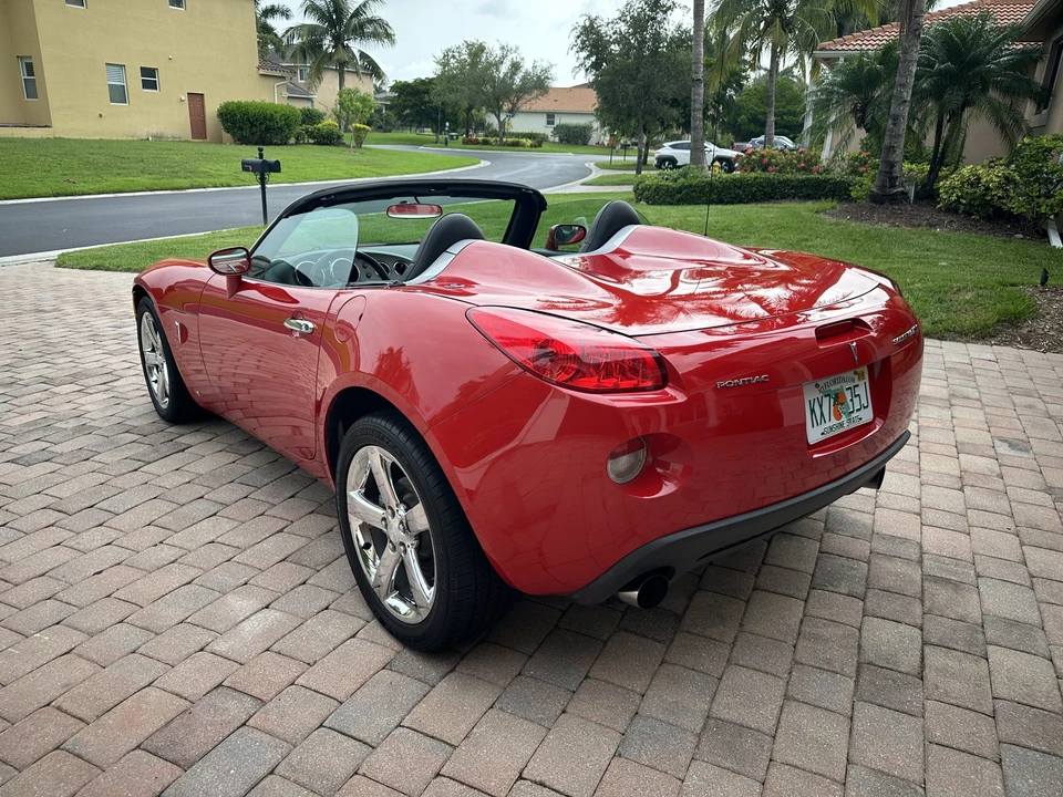 2007 Pontiac Solstice GXP - Image 11 of 31