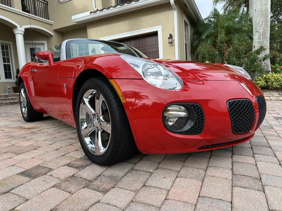 2007 Pontiac Solstice GXP - Image 3 of 31