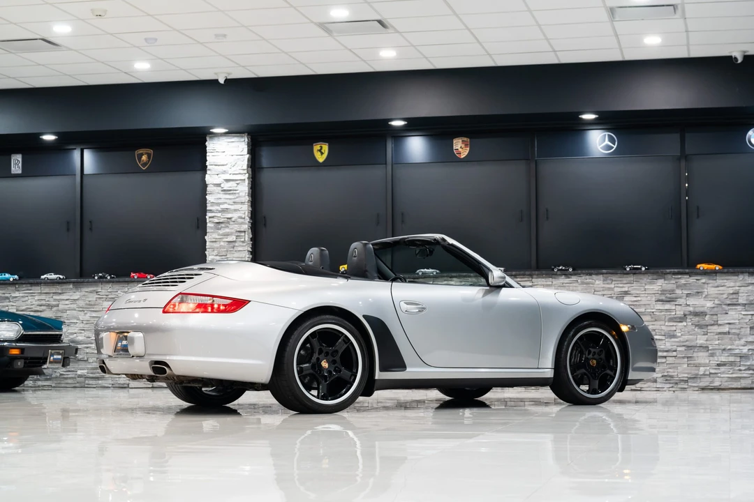 2007 Porsche 997 Carrera 4 - Image 18 of 31