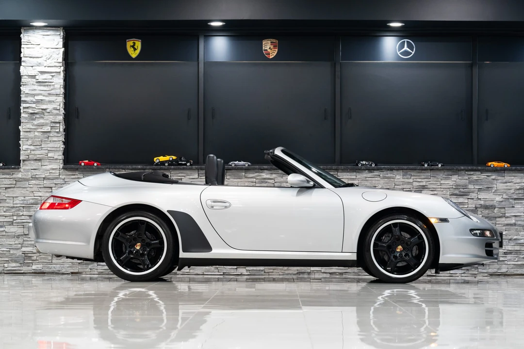 2007 Porsche 997 Carrera 4 - Image 13 of 31