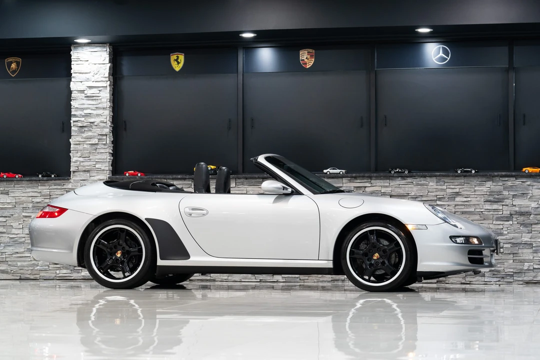 2007 Porsche 997 Carrera 4 - Image 14 of 31
