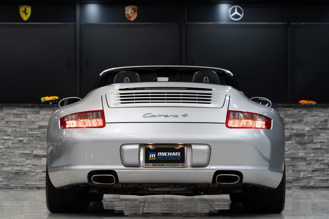 2007 Porsche 997 Carrera 4 - Image 25 of 31
