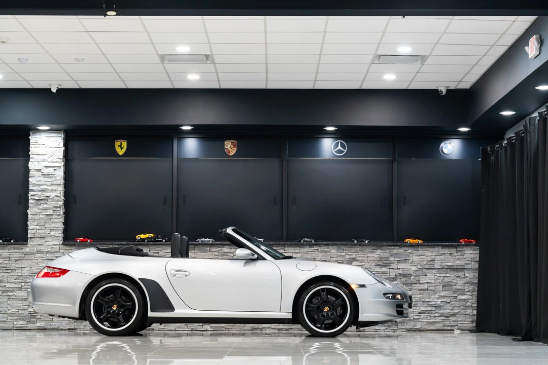 2007 Porsche 997 Carrera 4 - Image 12 of 31