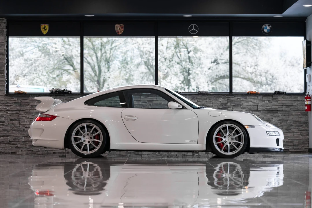 2007 Porsche 997 GT3 - Image 26 of 31