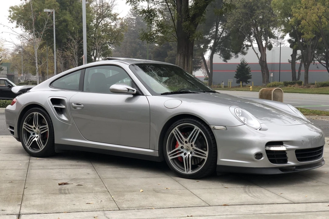 2007 Porsche 997 Turbo - Image 2 of 31