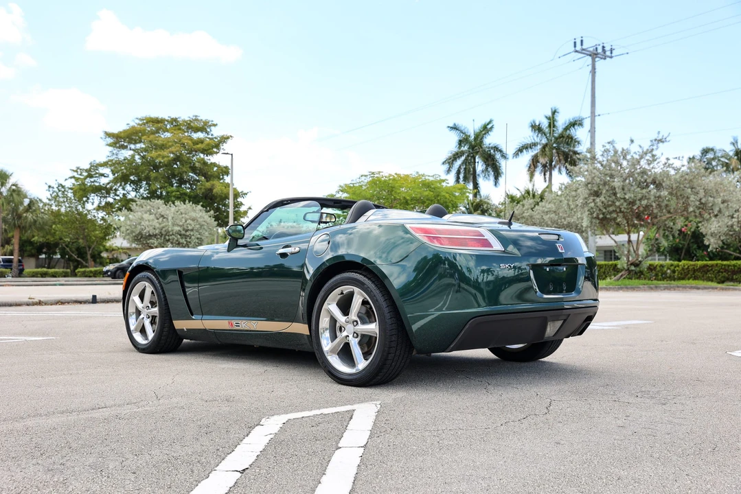 2007 Saturn Sky - Image 15 of 31