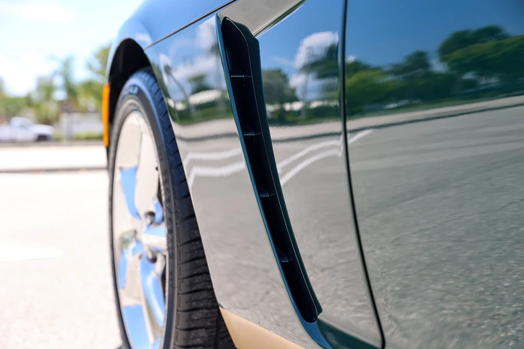 2007 Saturn Sky - Image 25 of 31