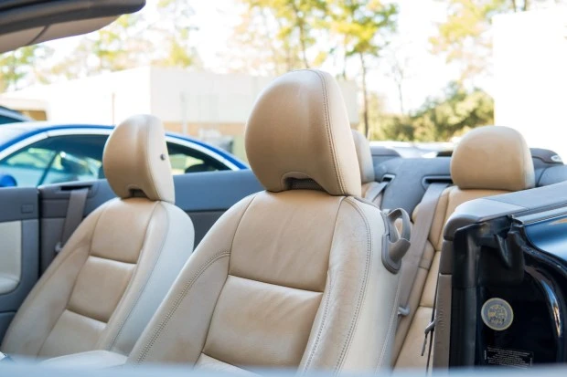 2007 Volvo C70 2nd Gen - Image 4 of 7