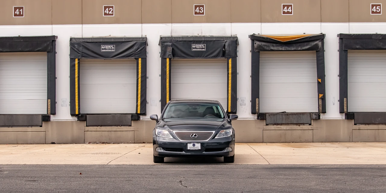 2008 Lexus LS 4th Gen - Image 22 of 31