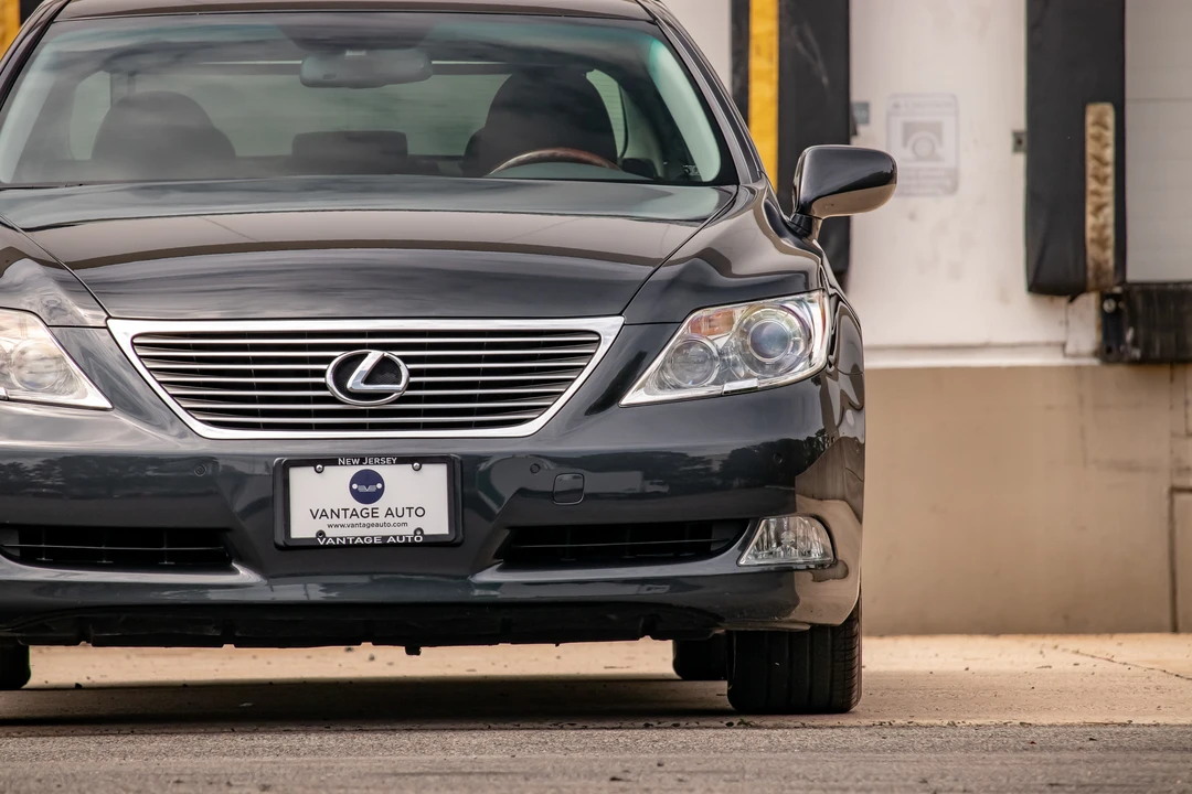 2008 Lexus LS 4th Gen - Image 28 of 31