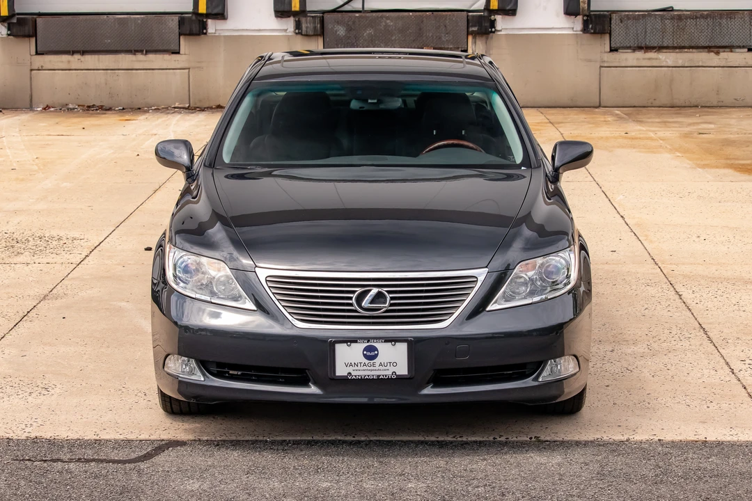 2008 Lexus LS 4th Gen - Image 24 of 31