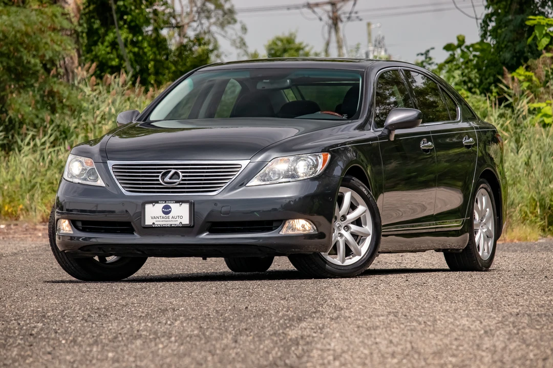 2008 Lexus LS 4th Gen - Image 2 of 31