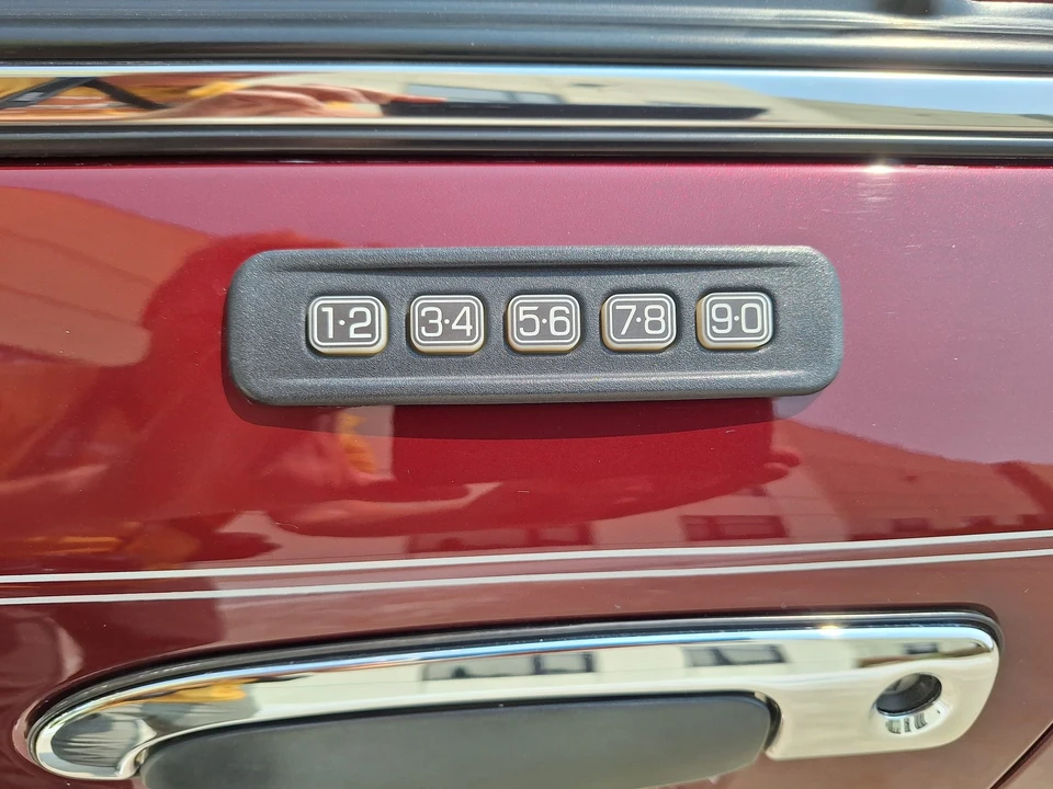 2008 Mercury Grand Marquis - Image 11 of 31
