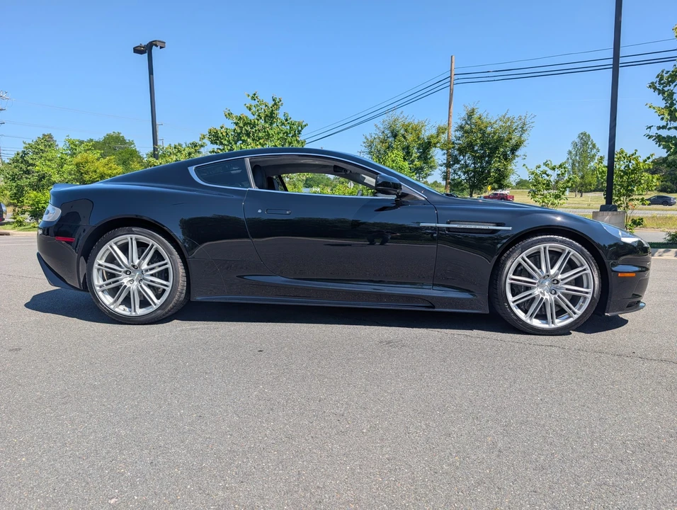 2009 Aston Martin - Image 9 of 31