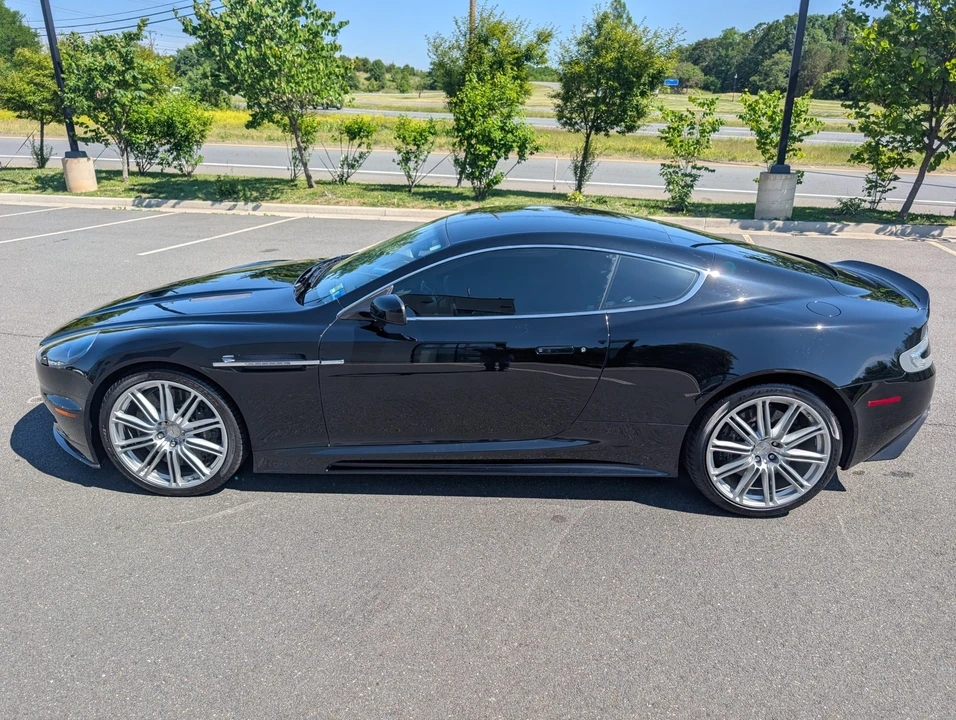 2009 Aston Martin - Image 16 of 31