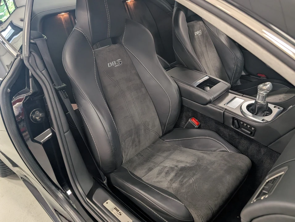 2009 Aston Martin - Image 26 of 31