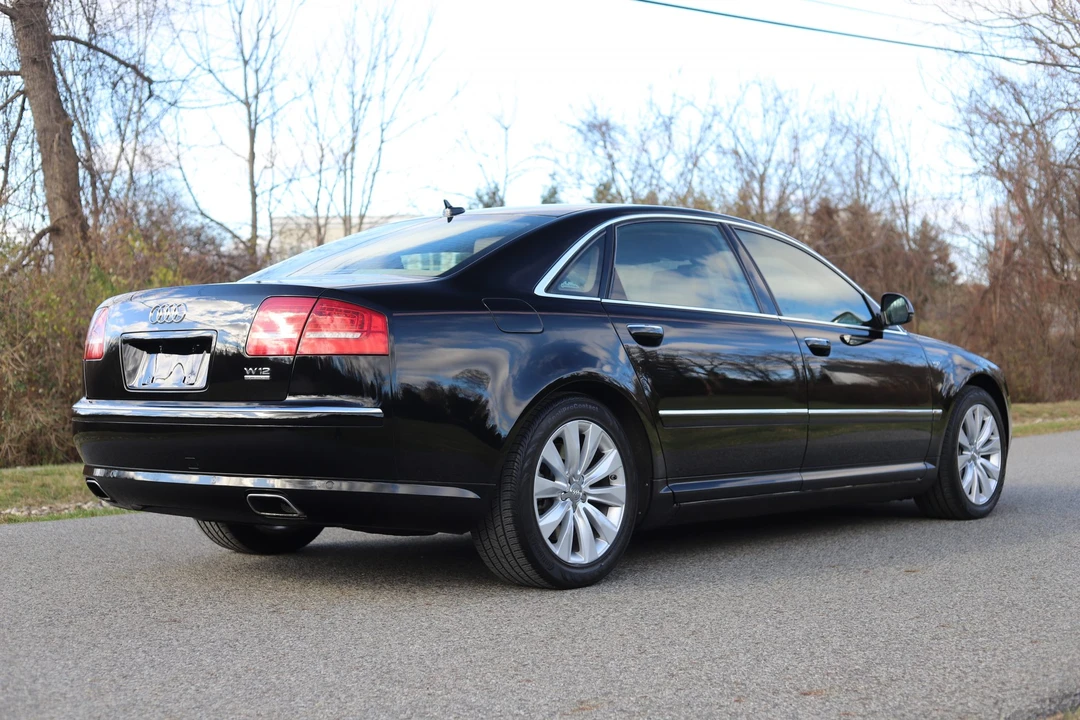 2009 Audi D3 A8 - Image 2 of 31