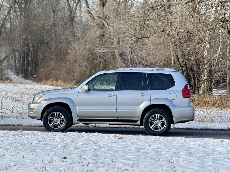 2009 Lexus GX 1st Gen - Image 20 of 31